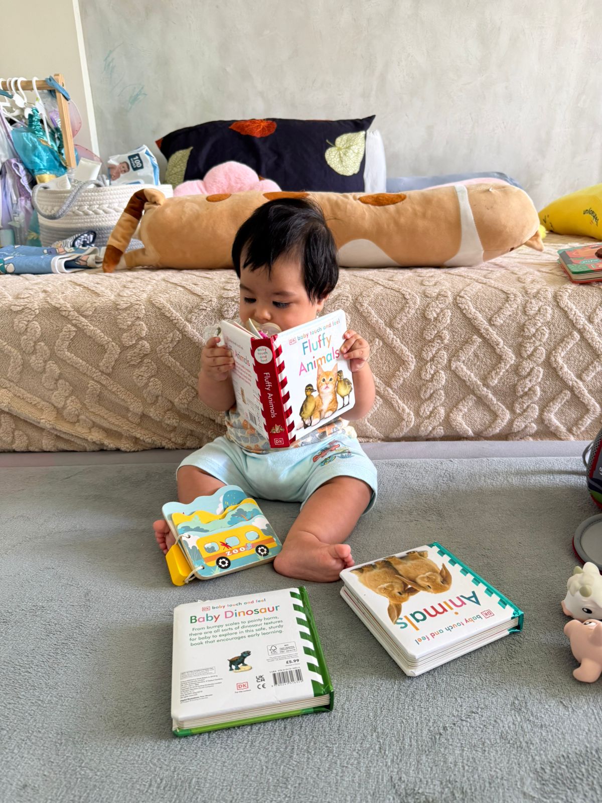 Seven-month-old%20Luke%20reading%20%28ChildUp.com%29